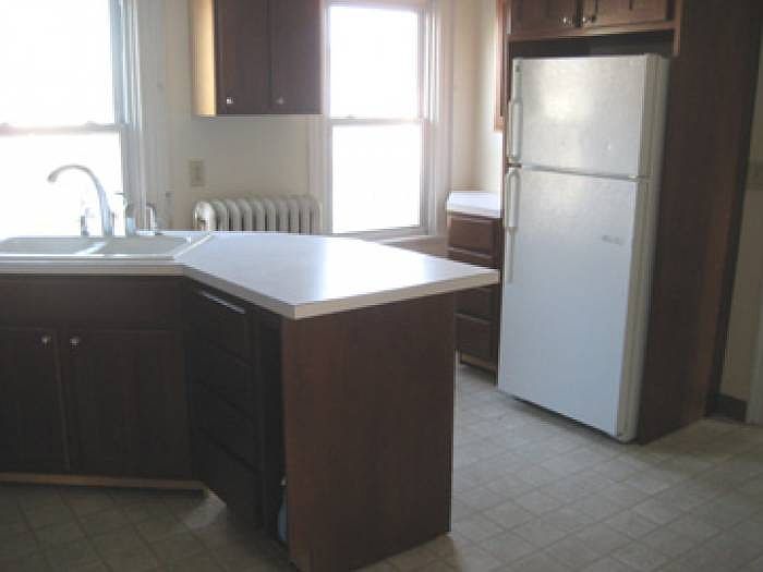 eat in kitchen