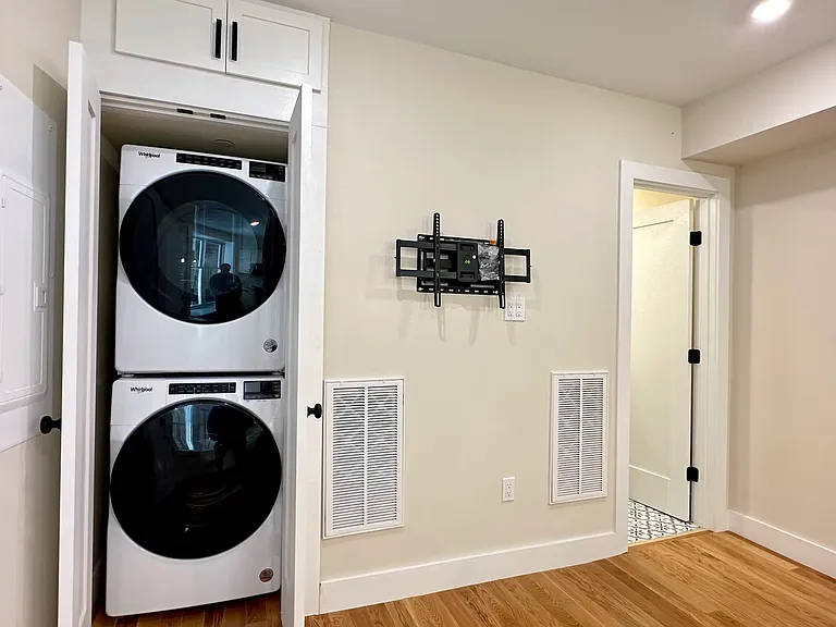 64 N Margin St #3 — Photo 11