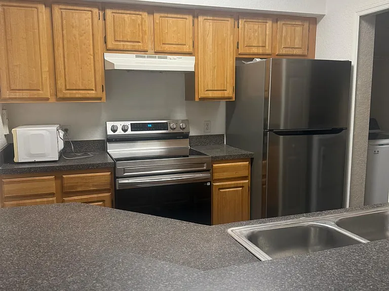 5959 Westgate Dr #1524 — Photo 2