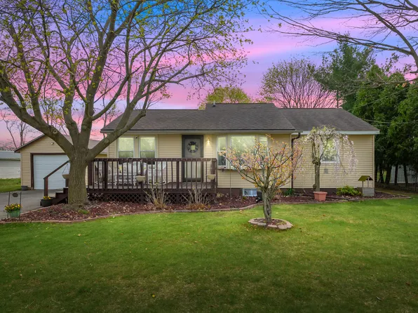 323 Nash Rd, Coldwater, MI 49036