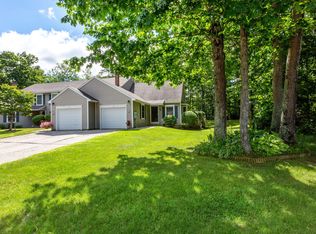 19 Garnet Dr #24, Topsham, ME 04086