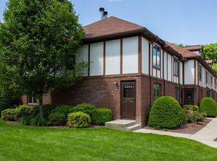 1051 Elm St APT 1, West Springfield, MA 01089