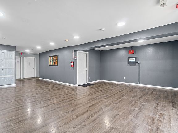 5th image of 99 Lawson Dr APT 128