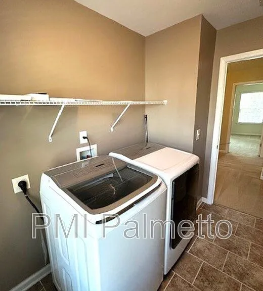 414 Hawkeye Ct — Photo 22