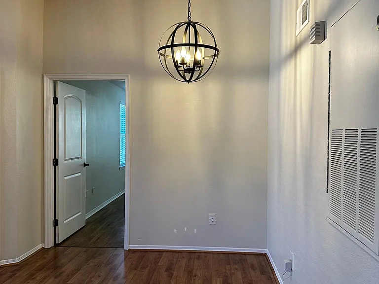 409 Summit Ridge Pl #305 — Photo 6