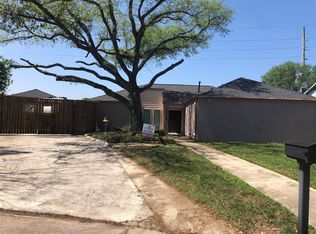 2410 Briarview Dr, Houston, TX 77077