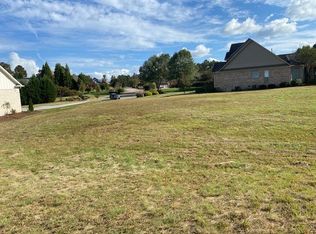 819 W Long Bay Dr, Inman, SC 29349