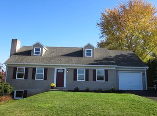 23 W Mohler Church Rd, Ephrata, PA 17522