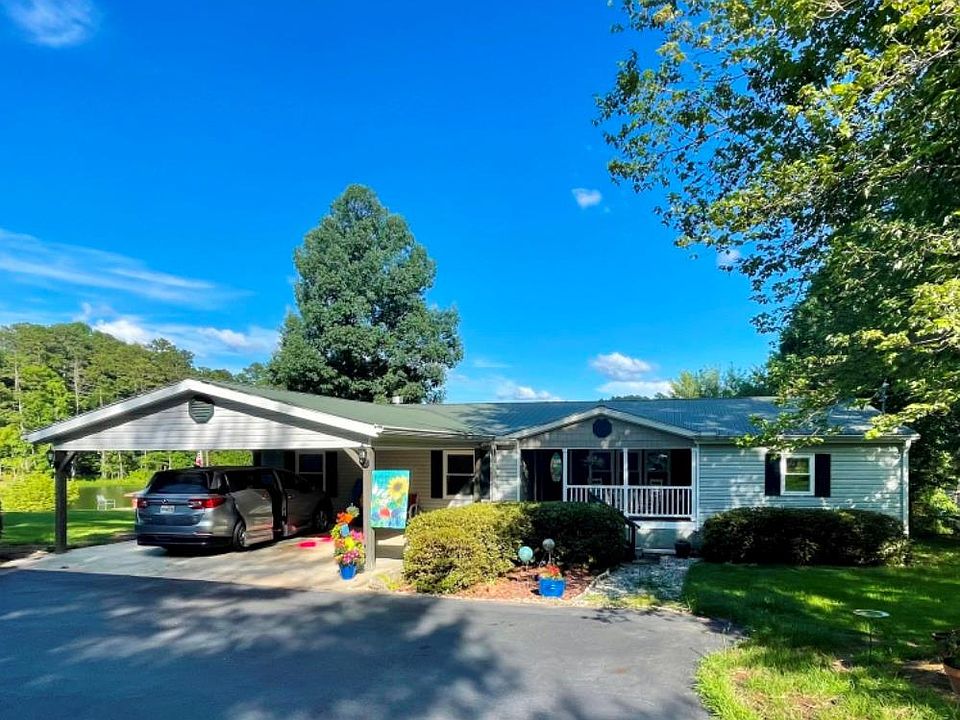 1st image of 23 Lakewood Ct