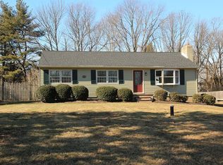 64 Hagan Dr, New Hope, PA 18938