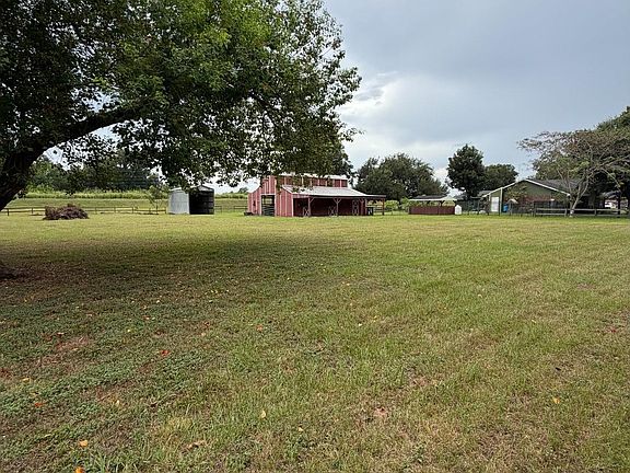 2nd image of 2903 Michael Wayne Rd