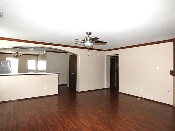 3rd image of 2119 Cold River Dr