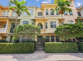 2449 San Pietro Cir, Palm Beach Gardens, FL 33410