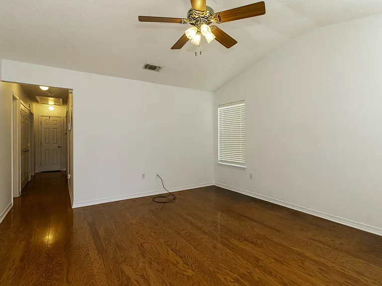 11107 Dede Dr — Photo 12