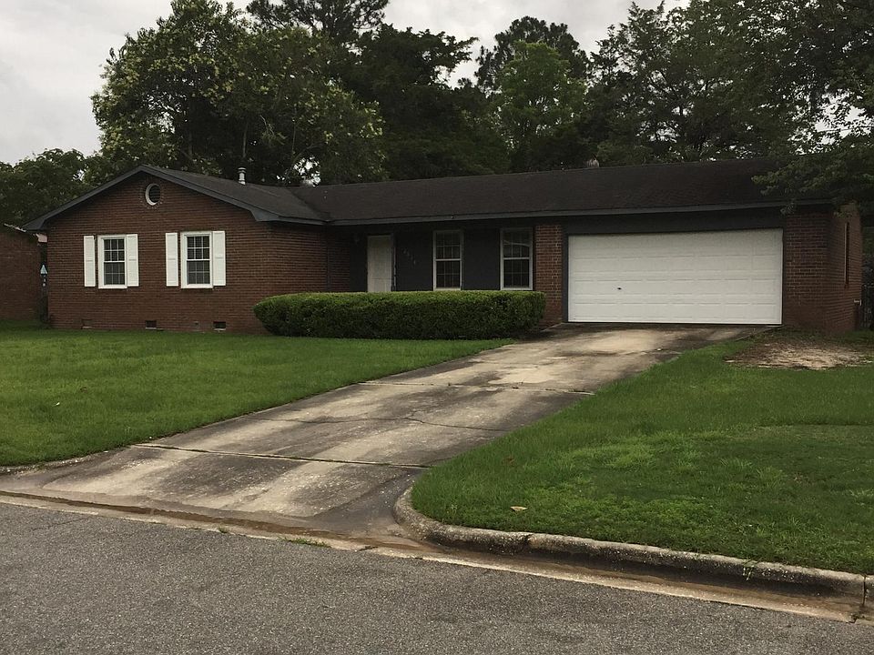 1st image of 2814 Caldwell Dr