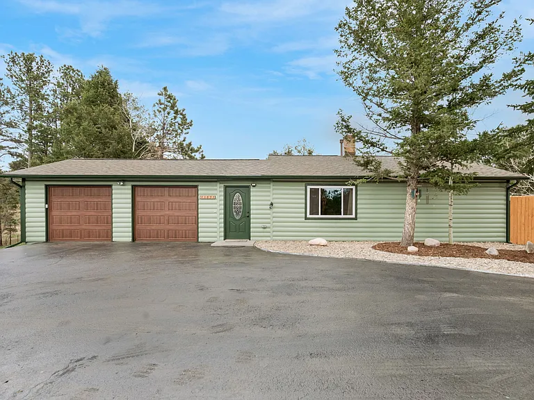 15632 Ray Dr — Photo 1
