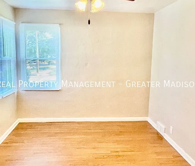 1802 Loftsgordon Ave — Photo 7
