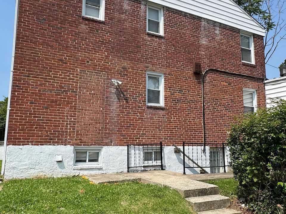 Side Basement Apartment with private entry.