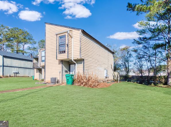 6036 Regent Mnr, Lithonia, GA 30058