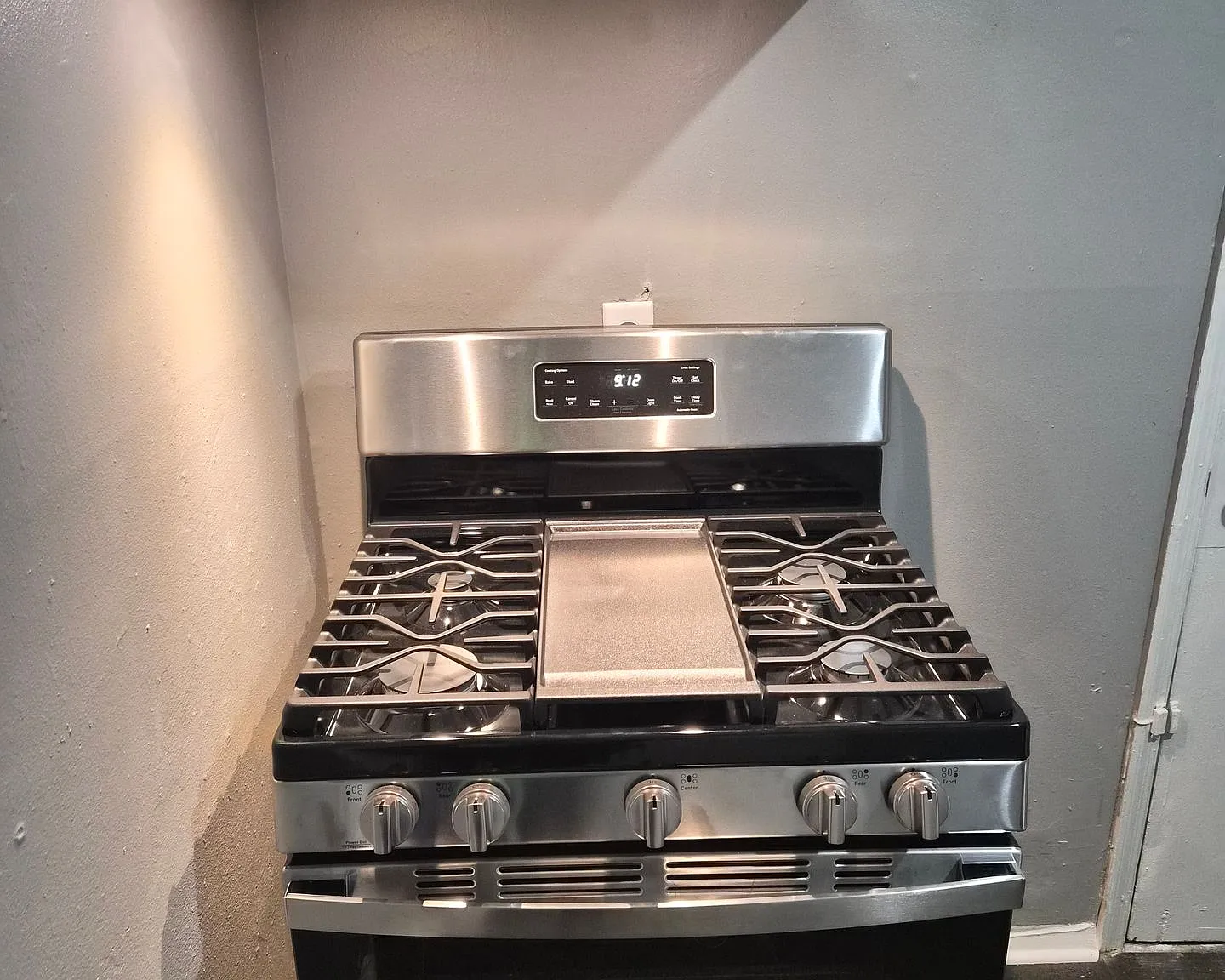 Imogene Apartments — Photo 1