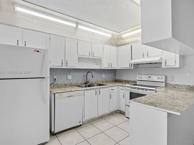 3118 Spanish Wells Dr #15-C — Photo 8