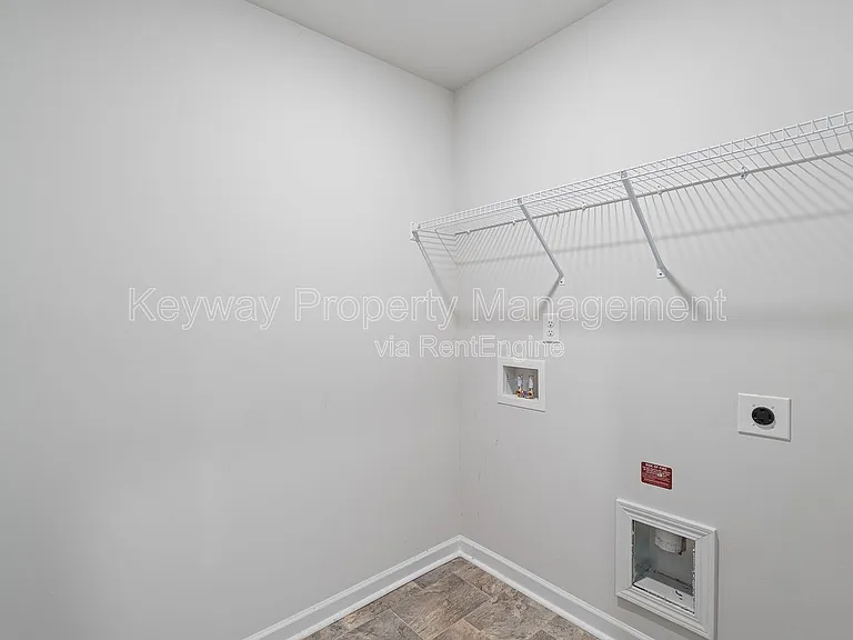 1429 Deer Hollow Run — Photo 18