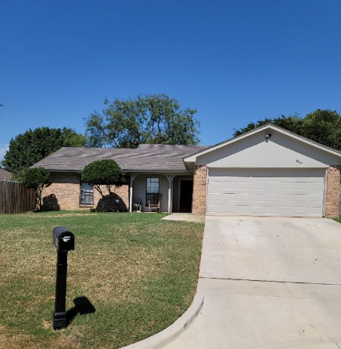 1st image of 941 Aspen Ct