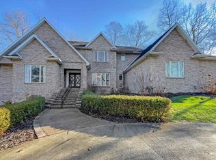 1987 Grandview Dr, Jasper, IN 47546