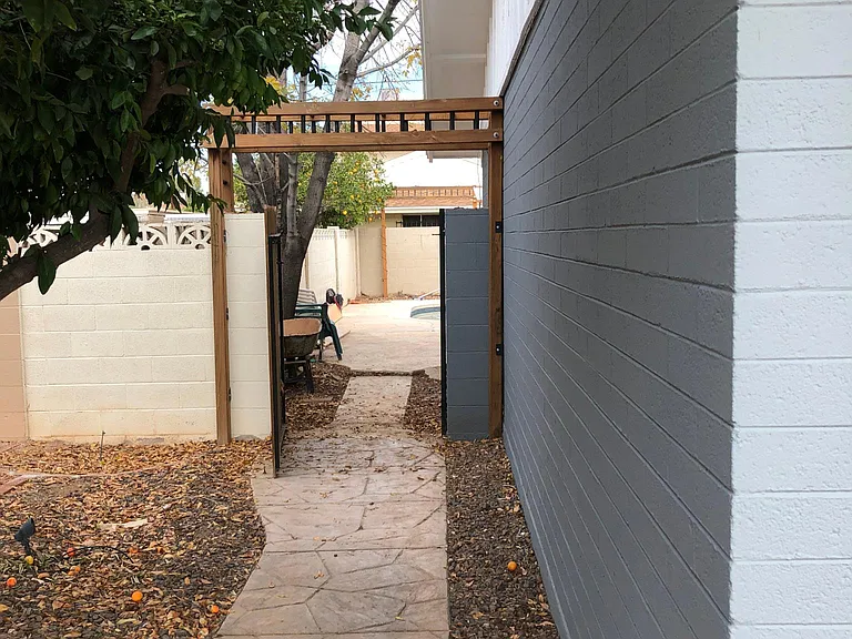 8438 E San Miguel Ave — Photo 15