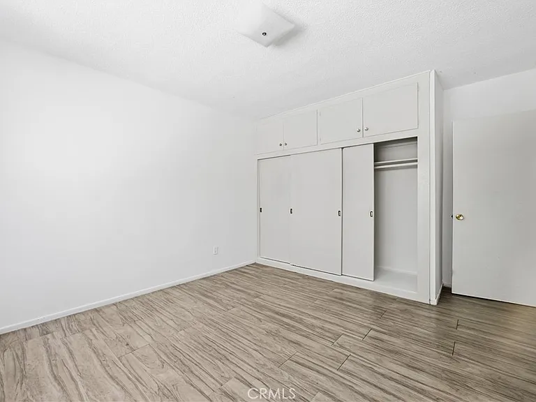5168 Yarmouth Ave #26 — Photo 6
