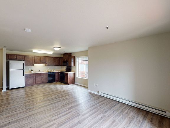 Renaissance Heights Living Room and Kitchen