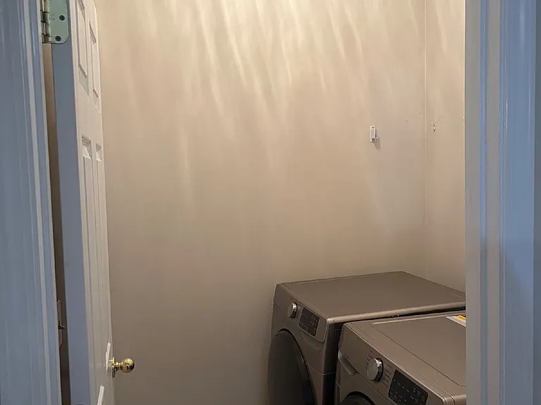 7529 Kemberton Ct — Photo 16