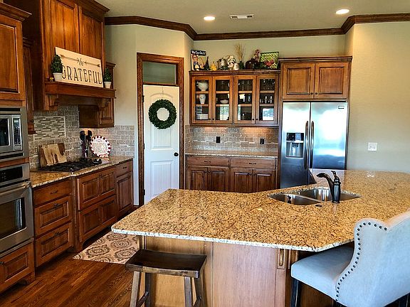 Kitchen and pantry door 