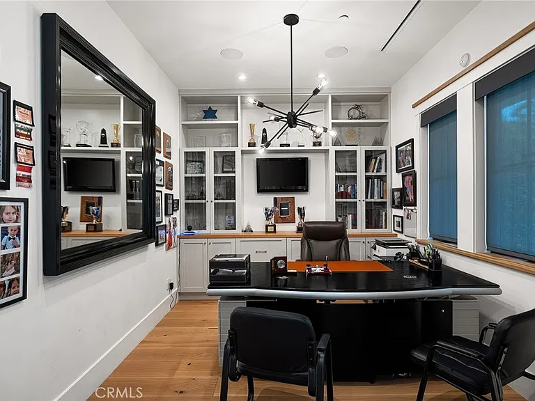 4365 N Kraft Ave — Photo 18