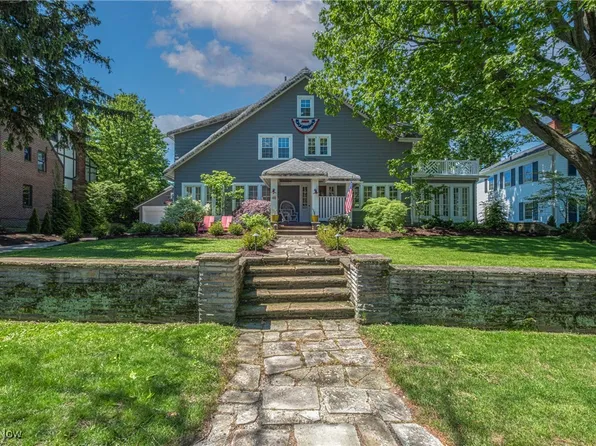 48 Collver Rd, Rocky River, OH 44116