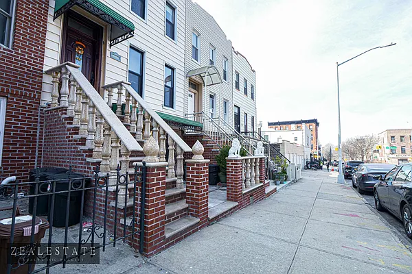 Rented by ZealEstate Group Inc | media 54