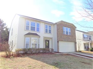 12812 Silvaire Farm Rd, Charlotte, NC 28278