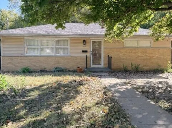 1013 Stadium Blvd, Jefferson City, MO 65109