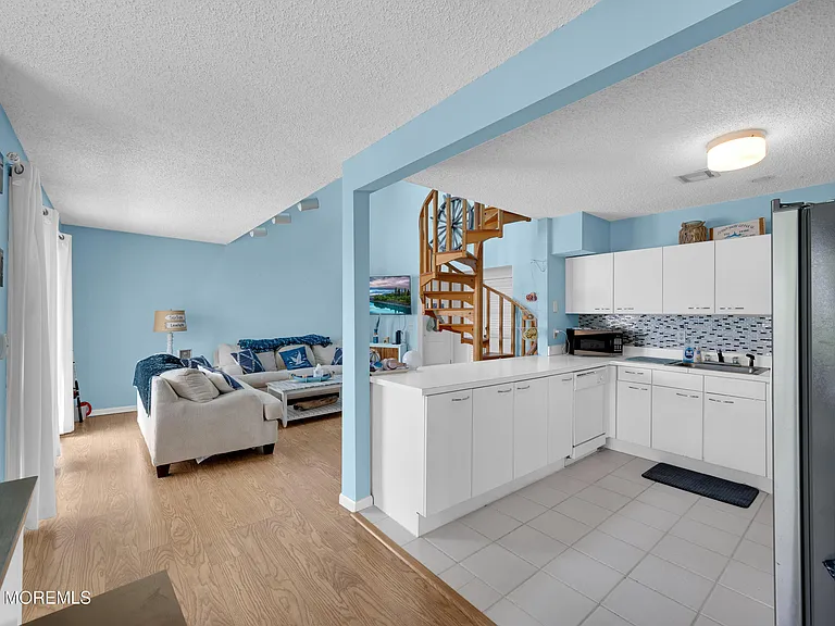 1820 E Pennsylvania Ave #4 — Photo 10