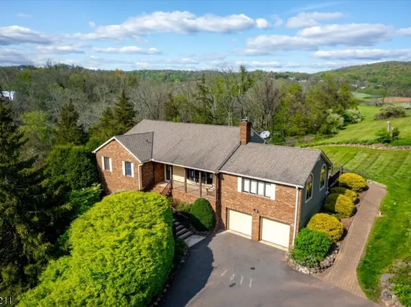 85 Phillips Rd, Holland Twp., NJ 08848