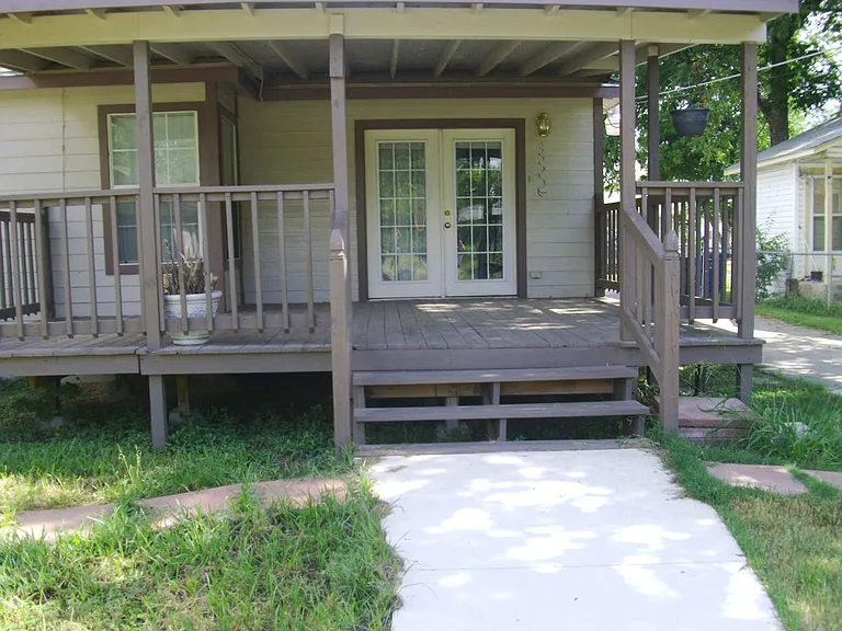 2718 W Craig Pl — Photo 14