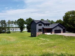 16580 Pleasant Valley Rd, Shafer, MN 55074