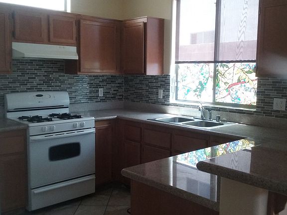 5th image of 9593 Villa Calera Ave