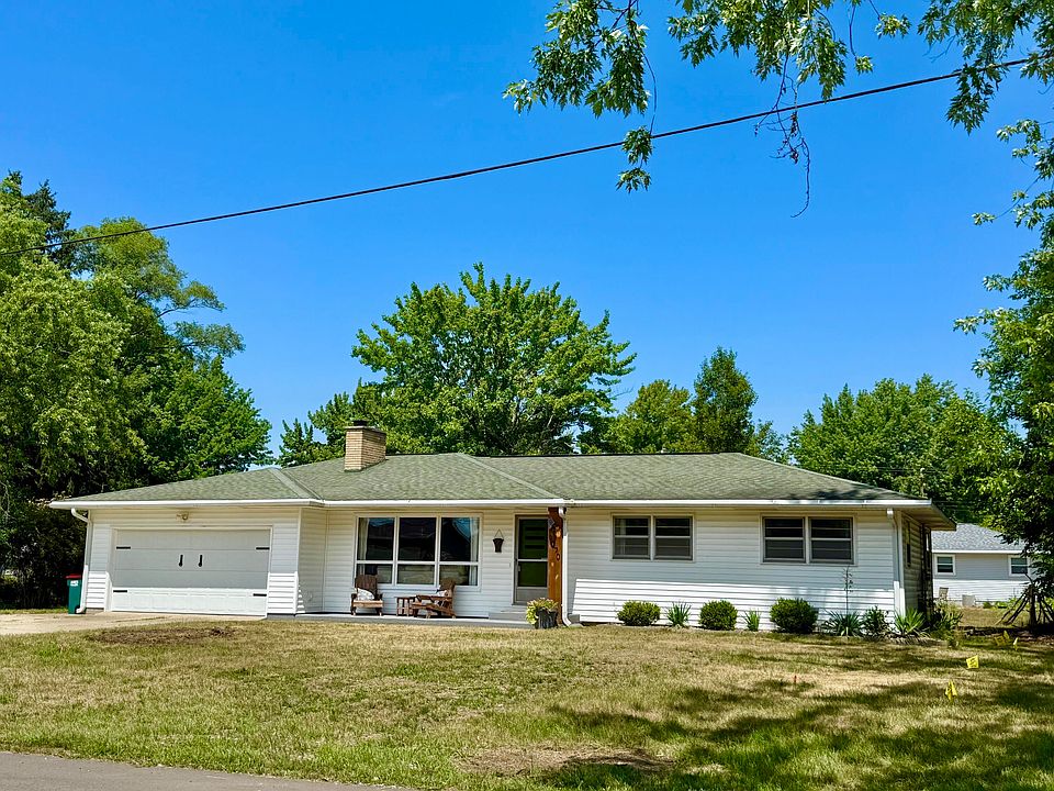 1st image of 1070 Bellway Ave