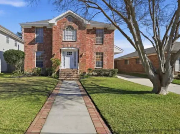 3905 Simone Gardens Dr, Metairie, LA 70002