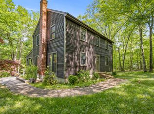 225 Crouch Rd, Amston, CT 06231