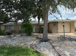 78 Rotonda Cir, Rotonda West, FL 33947