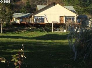 1906 E 6th Ave, Sutherlin, OR 97479