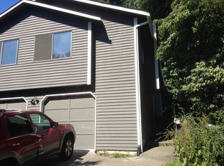 6831 23rd Ave NE, Seattle, WA 98115