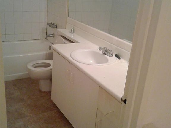 3rd image of 145 Wellington Ct Floor 1
